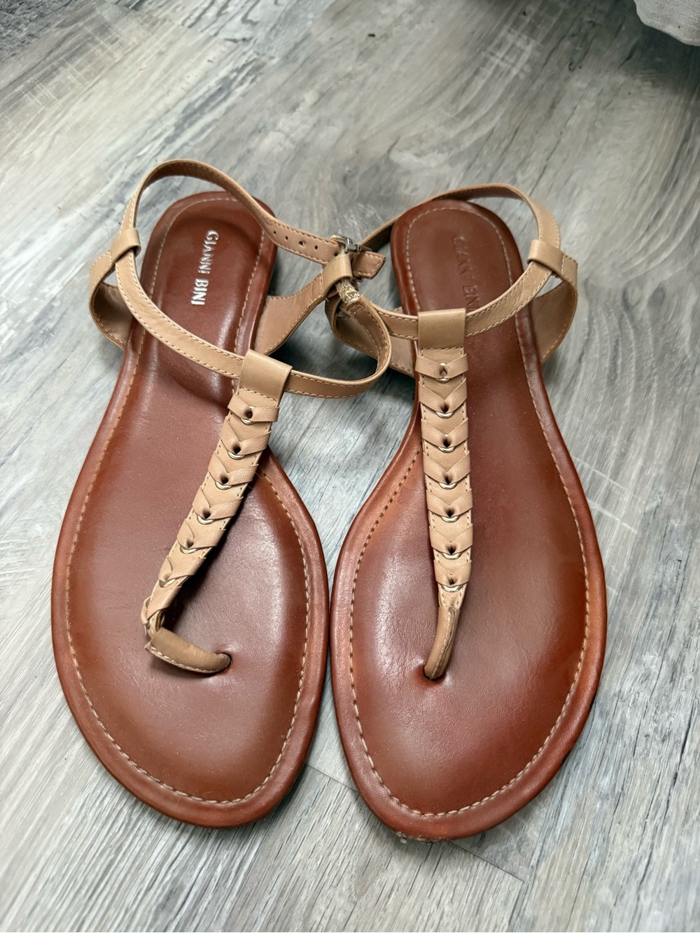 Gianni Bini tan sandals size 12